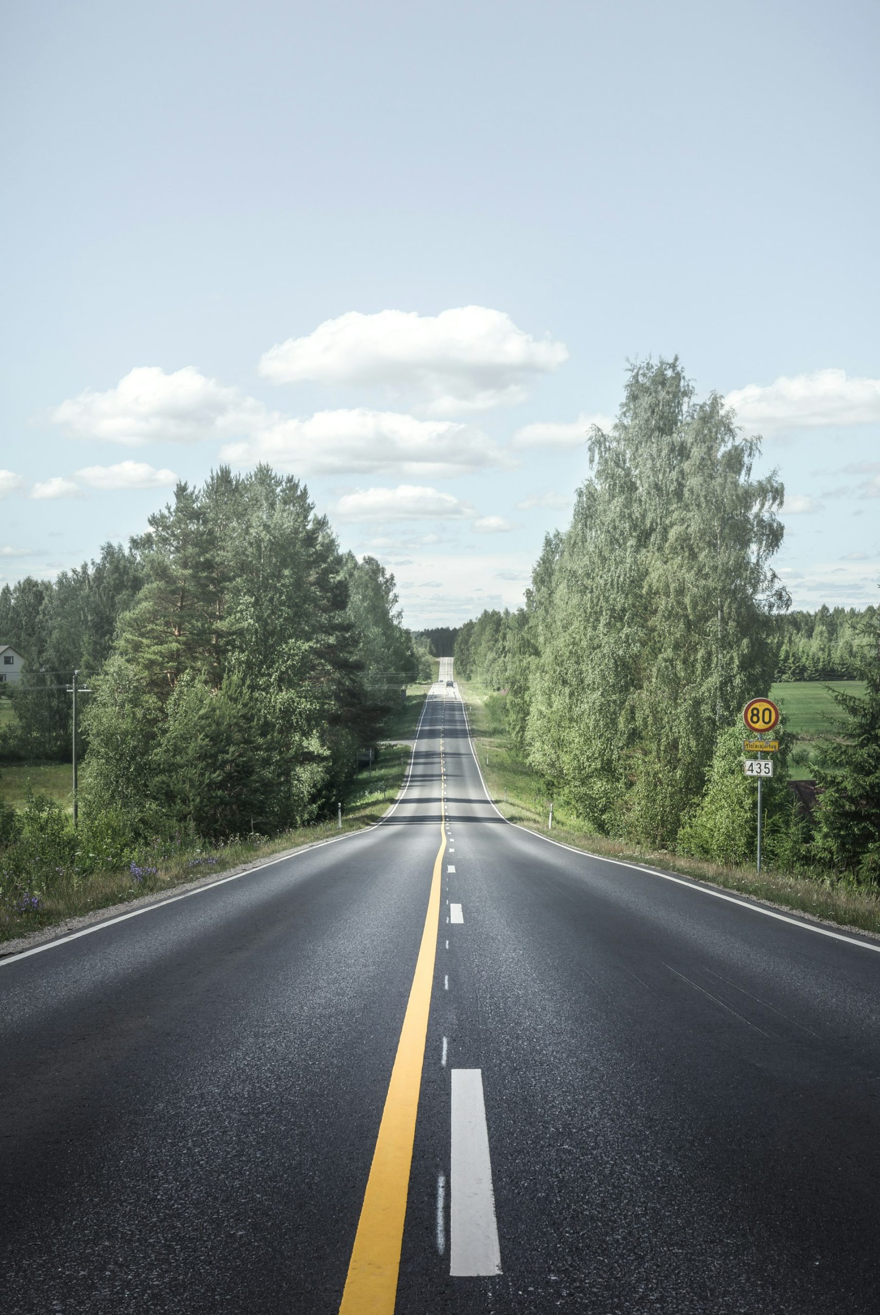 joakim-honkasalo-AgZjK8wgwuU-unsplash
